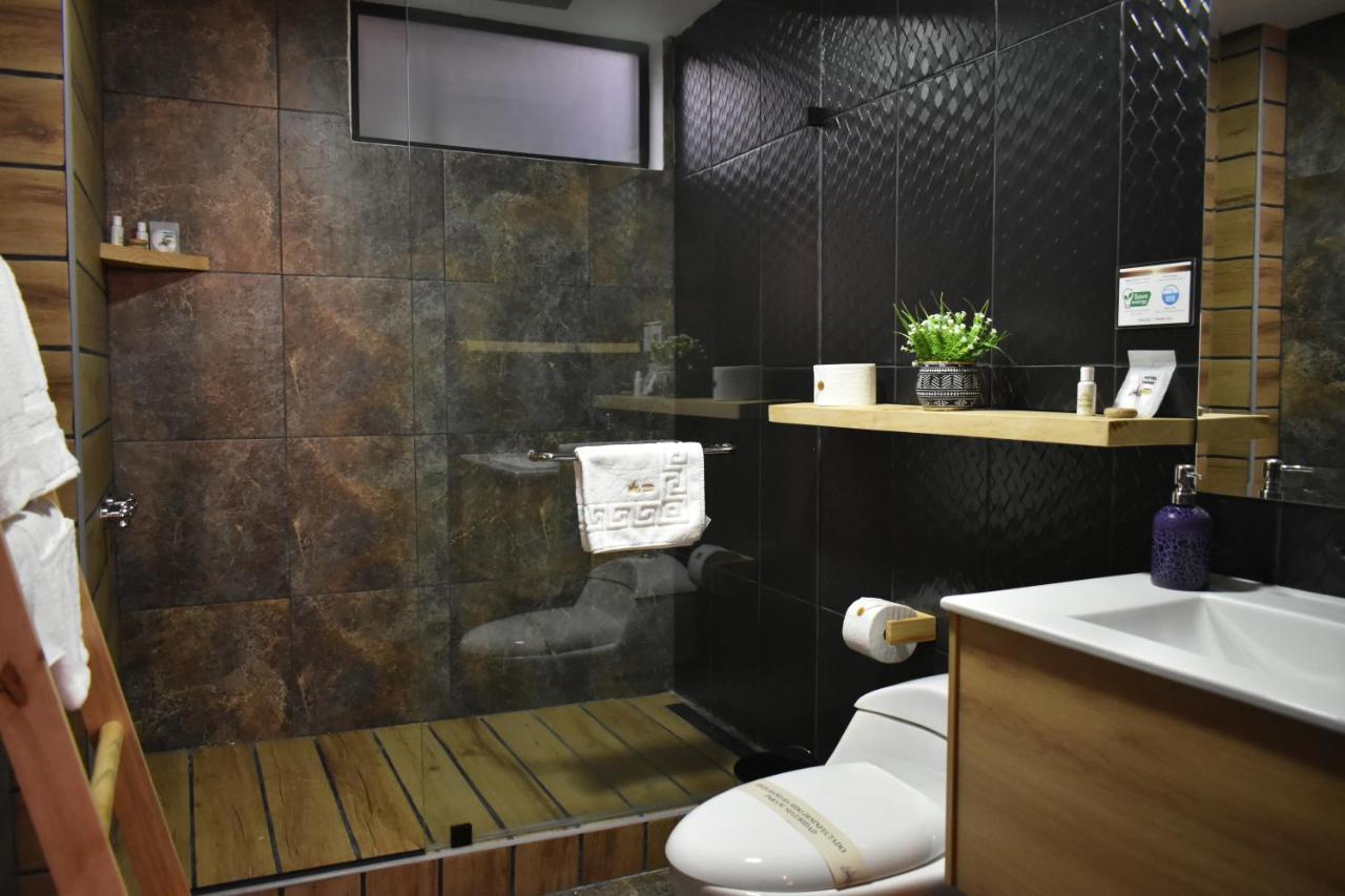 Hotel Vaway Cuenca Esterno foto